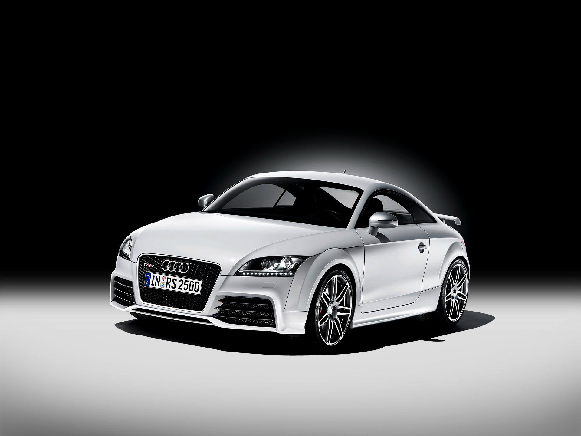 White 2009 Audi TT RS Coupe HD Wallpaper