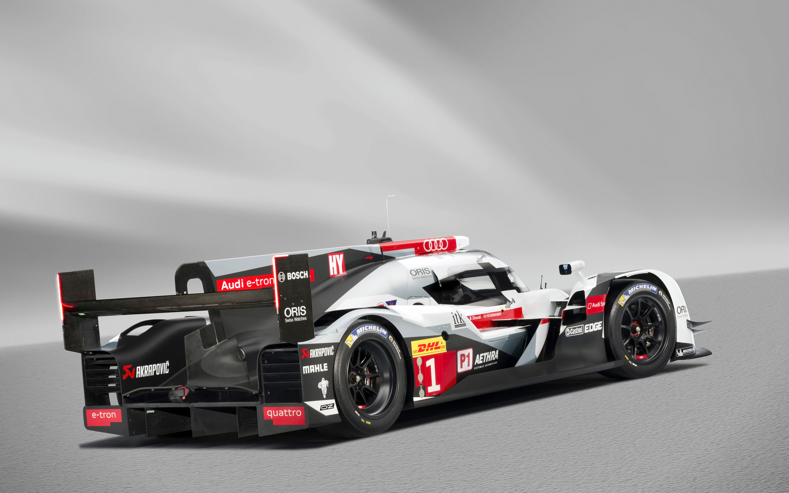 2014 Audi R18 E-Tron Quattro Race Car HD Wallpaper