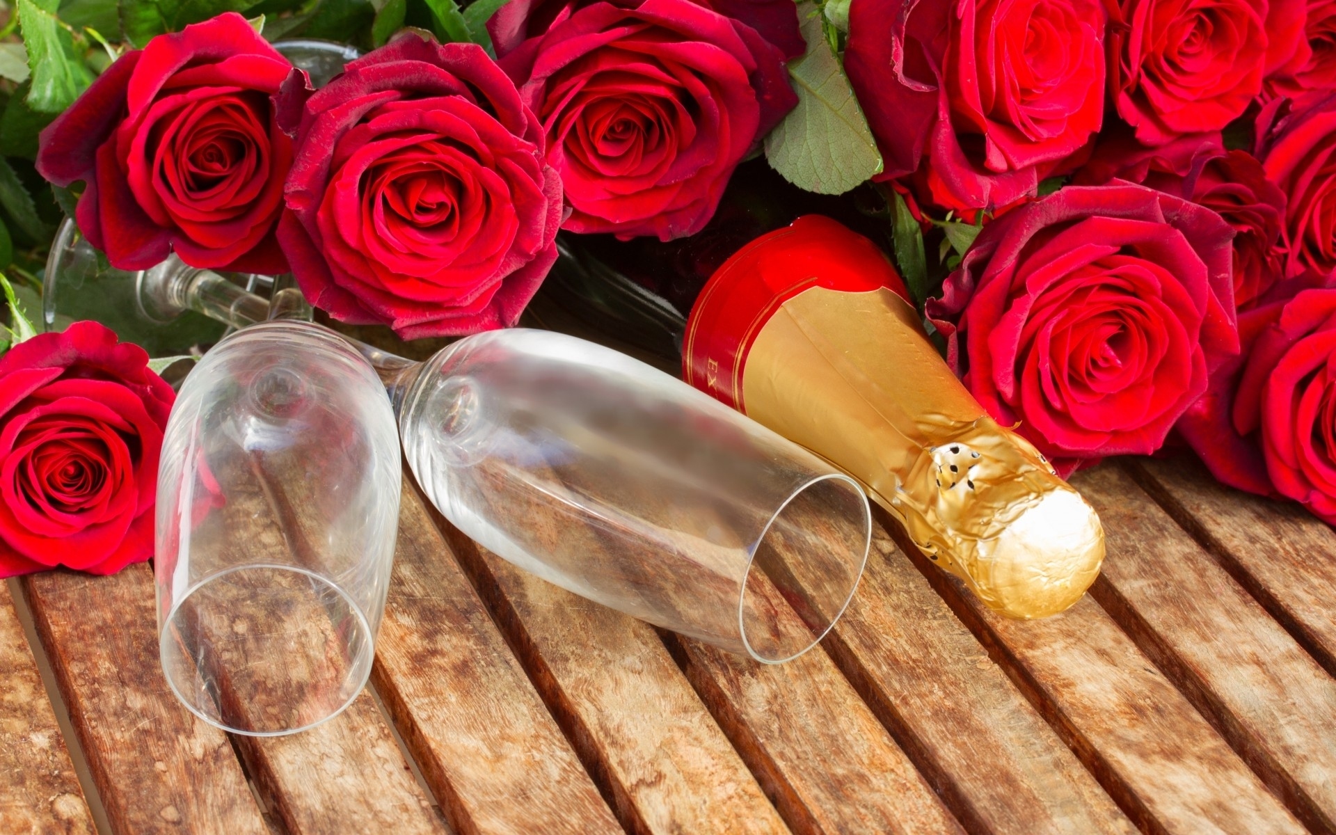 Red Roses and Champagne Glasses HD Wallpaper