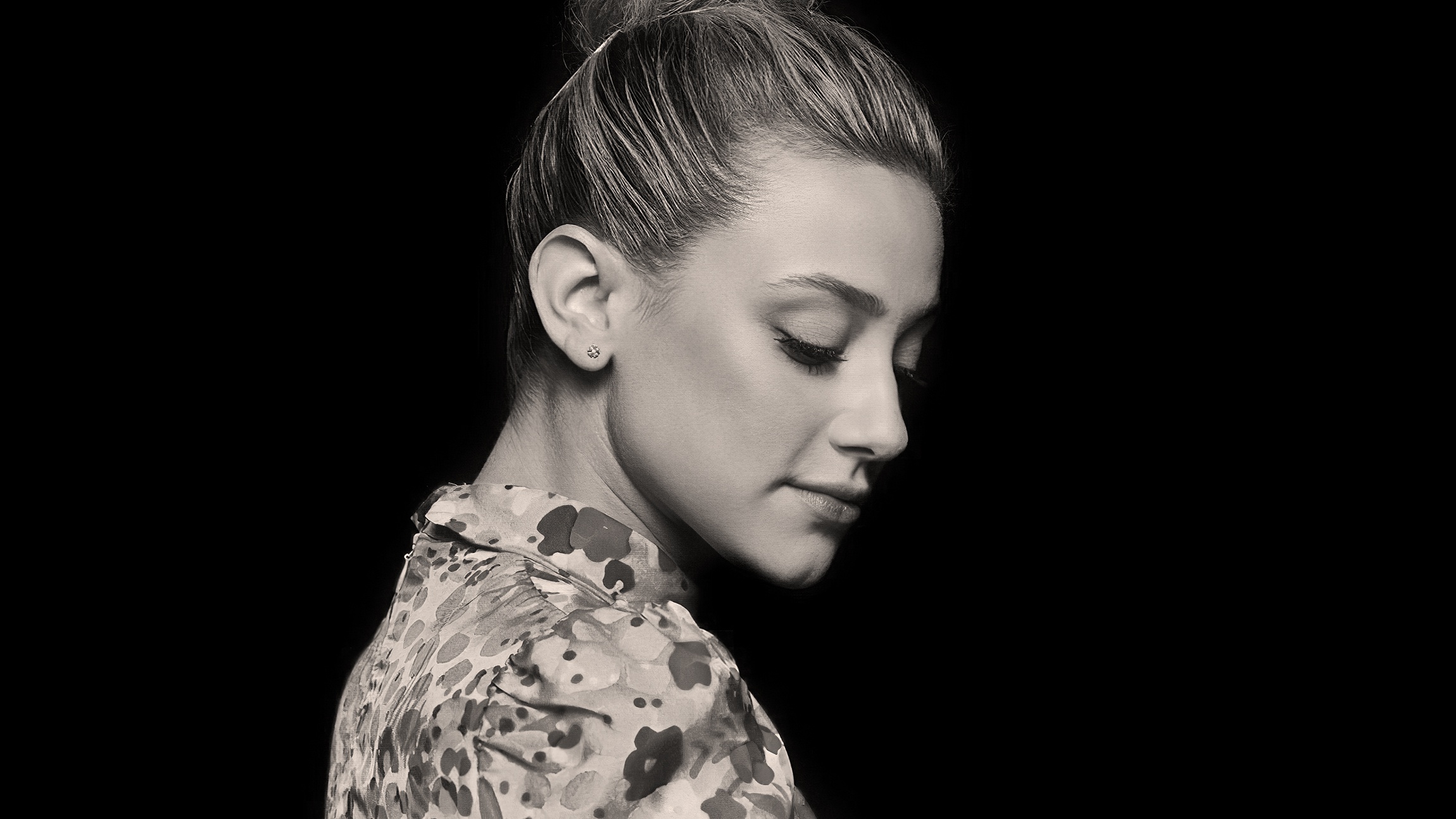 Lili Reinhart in Black and White HD Wallpaper