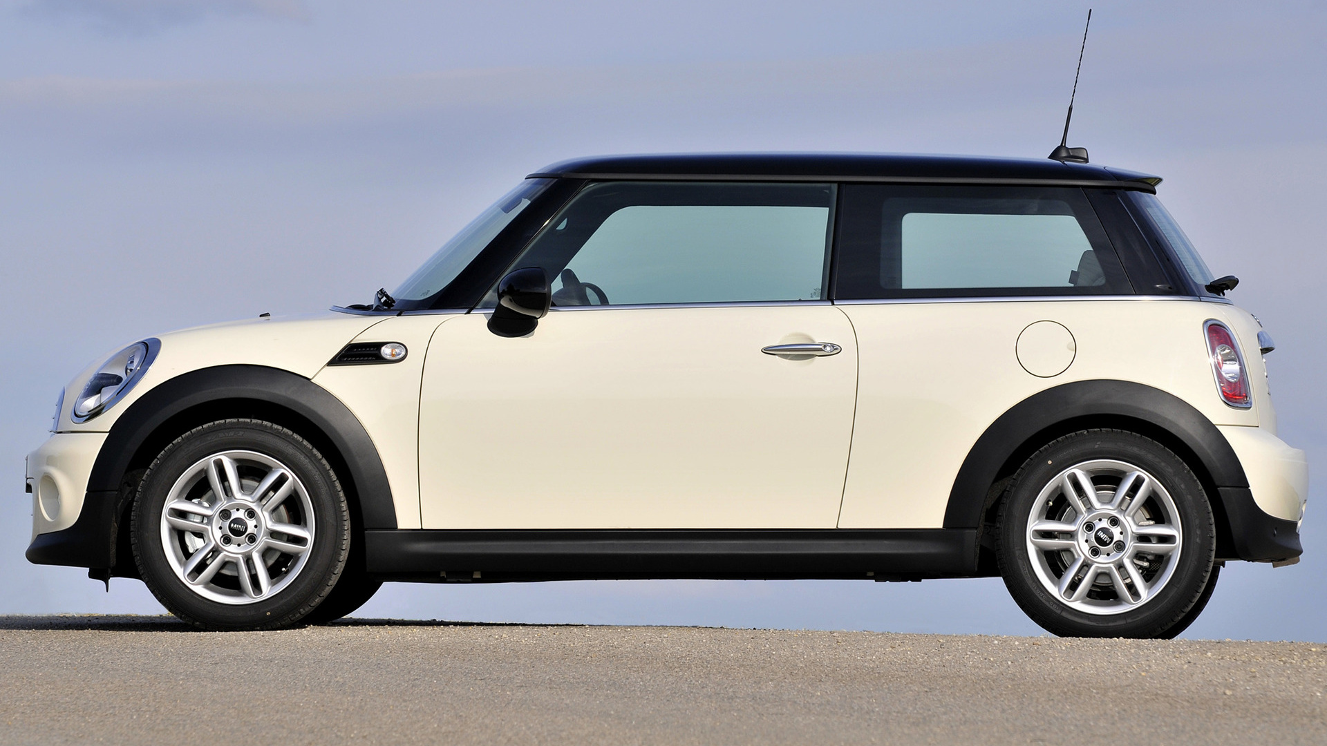 White 2010 Mini Cooper car HD Wallpaper
