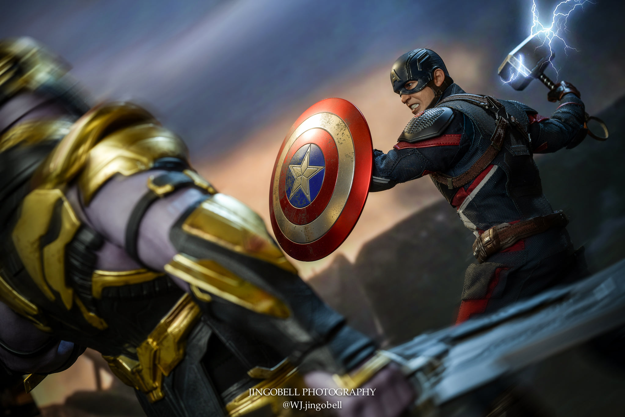 Captain America with Mjolnir fighting Thanos from Avengers 4 HD Wallpaper