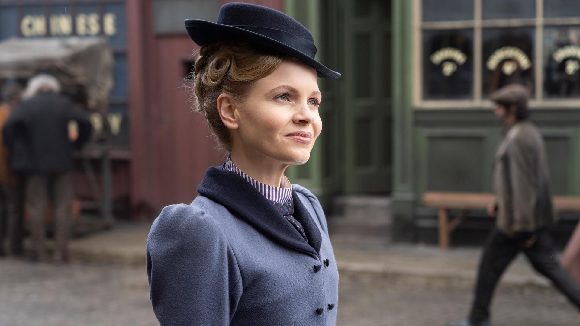 Kate Phillips as Eliza Scarlet in Miss Scarlet and The Duke HD Wallpaper