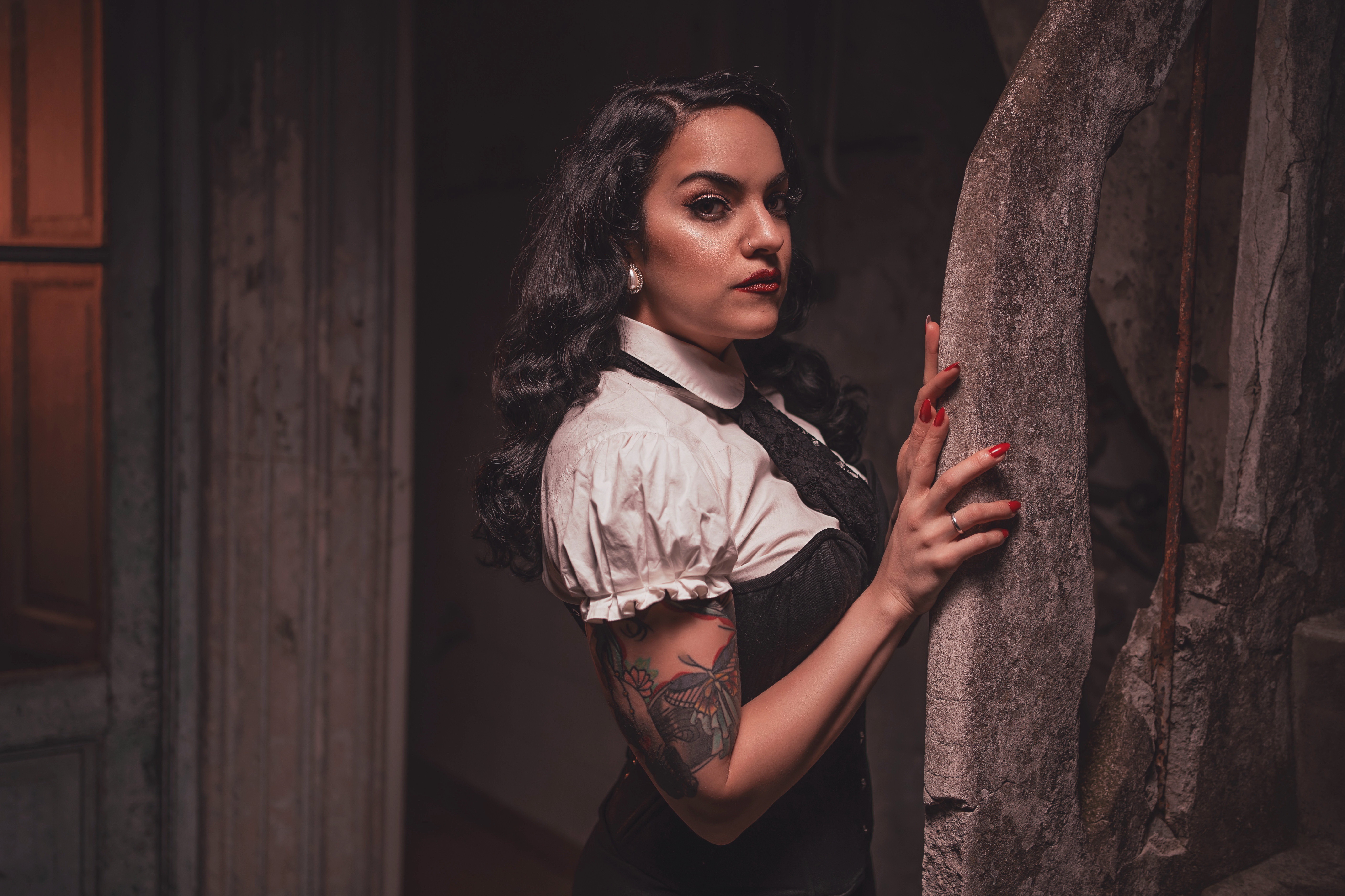 Woman with black hair and tattoo HD Wallpaper