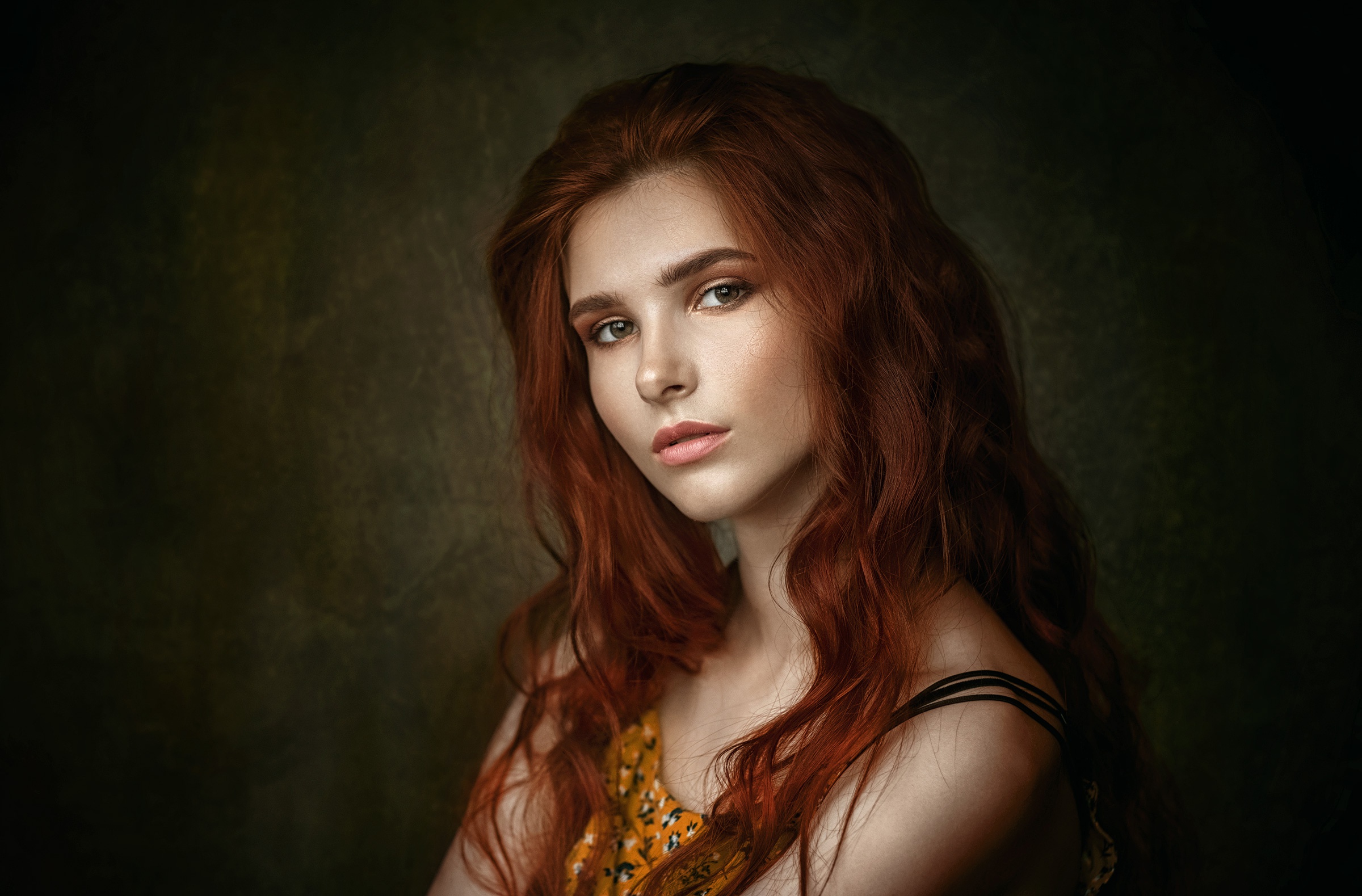 Portrait of a Young Redhead Woman HD Wallpaper
