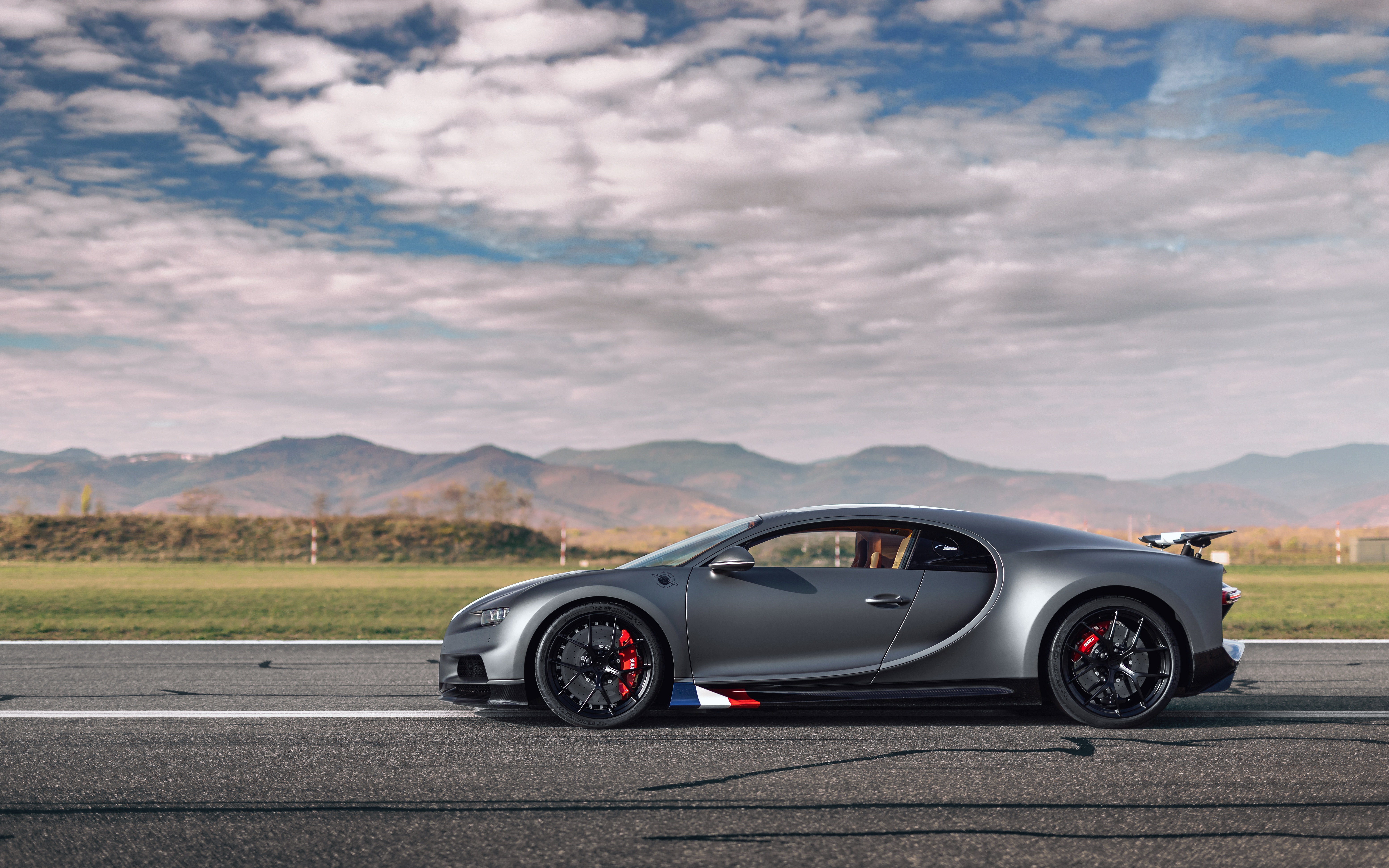 Bugatti Chiron 4K Supercar on a Road HD Wallpaper