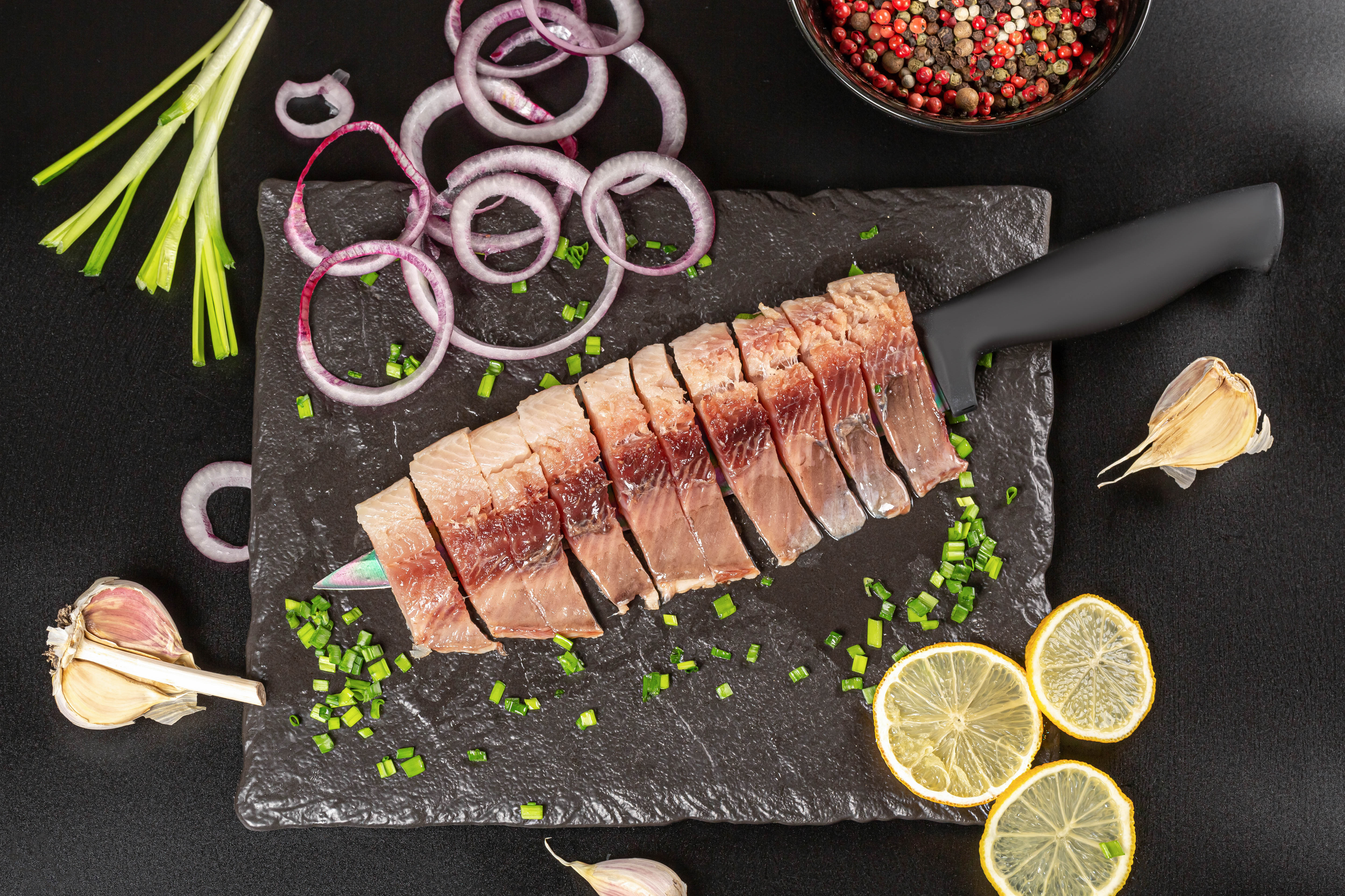 Sliced Herring with Onions, Garlic, Lemon, and Spices HD Wallpaper