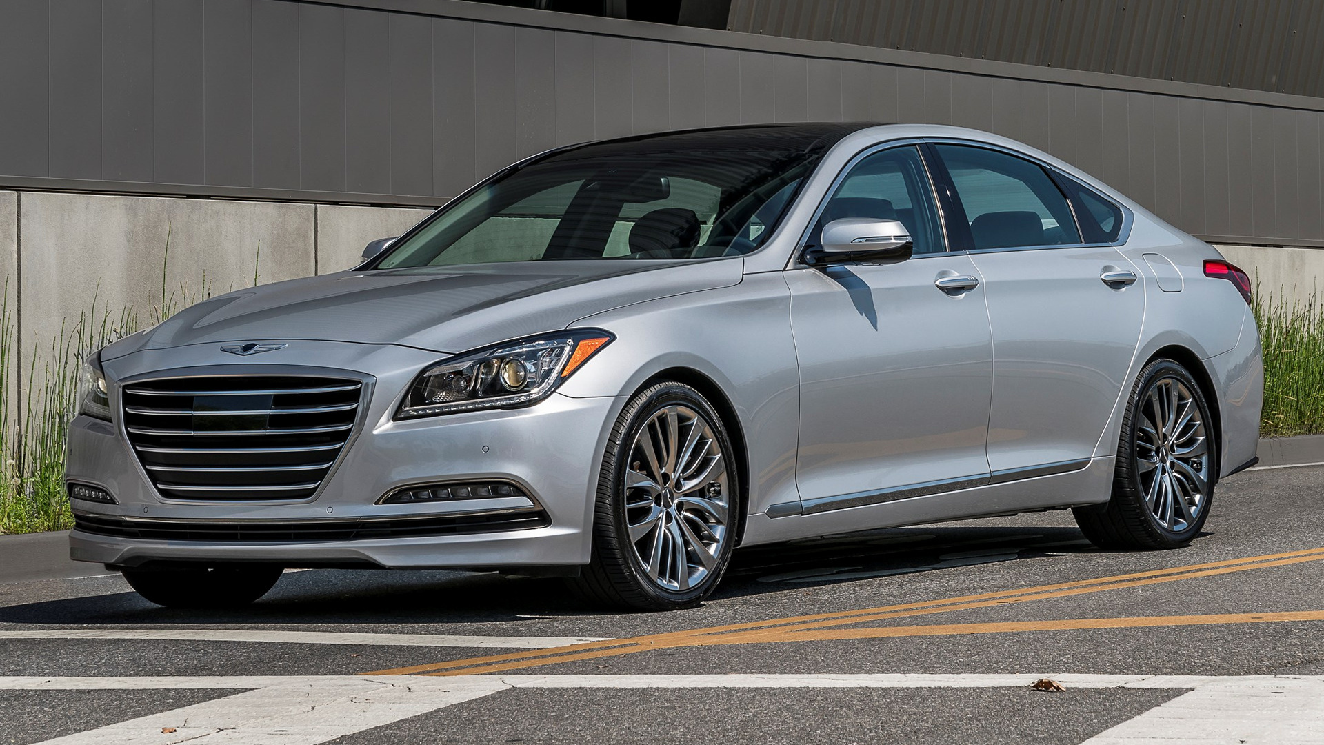 Silver 2017 Genesis G80 Sedan HD Wallpaper
