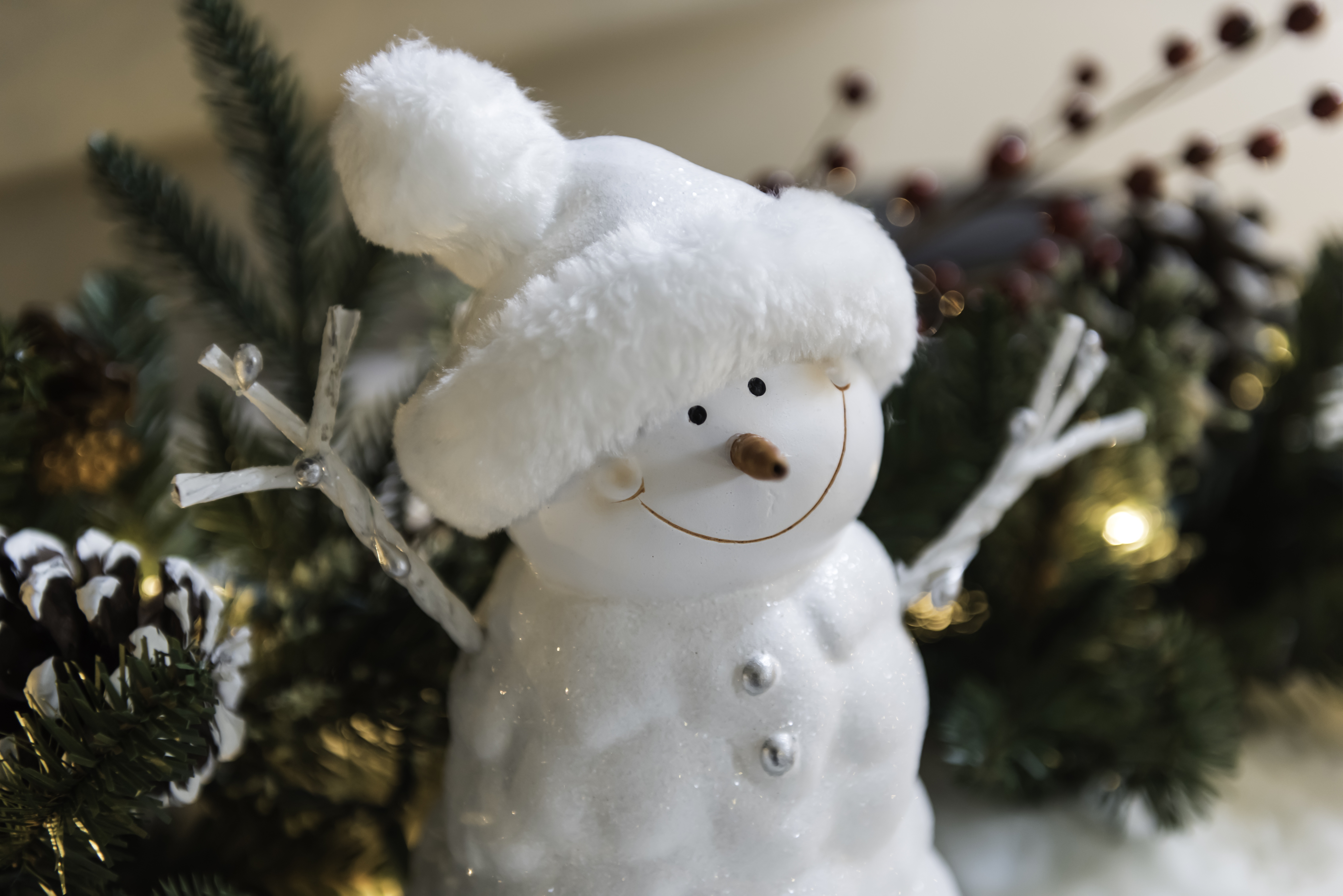 Christmas Snowman Decoration 4K HD Wallpaper