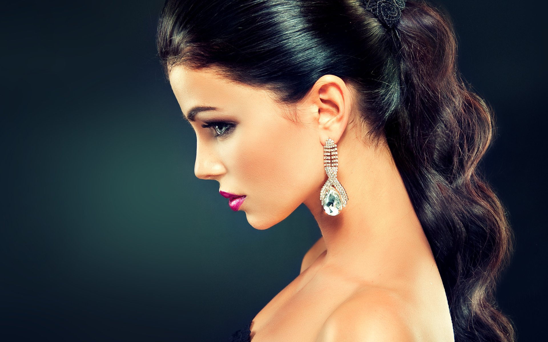 Brunette Model with Elegant Earrings Profile HD Wallpaper