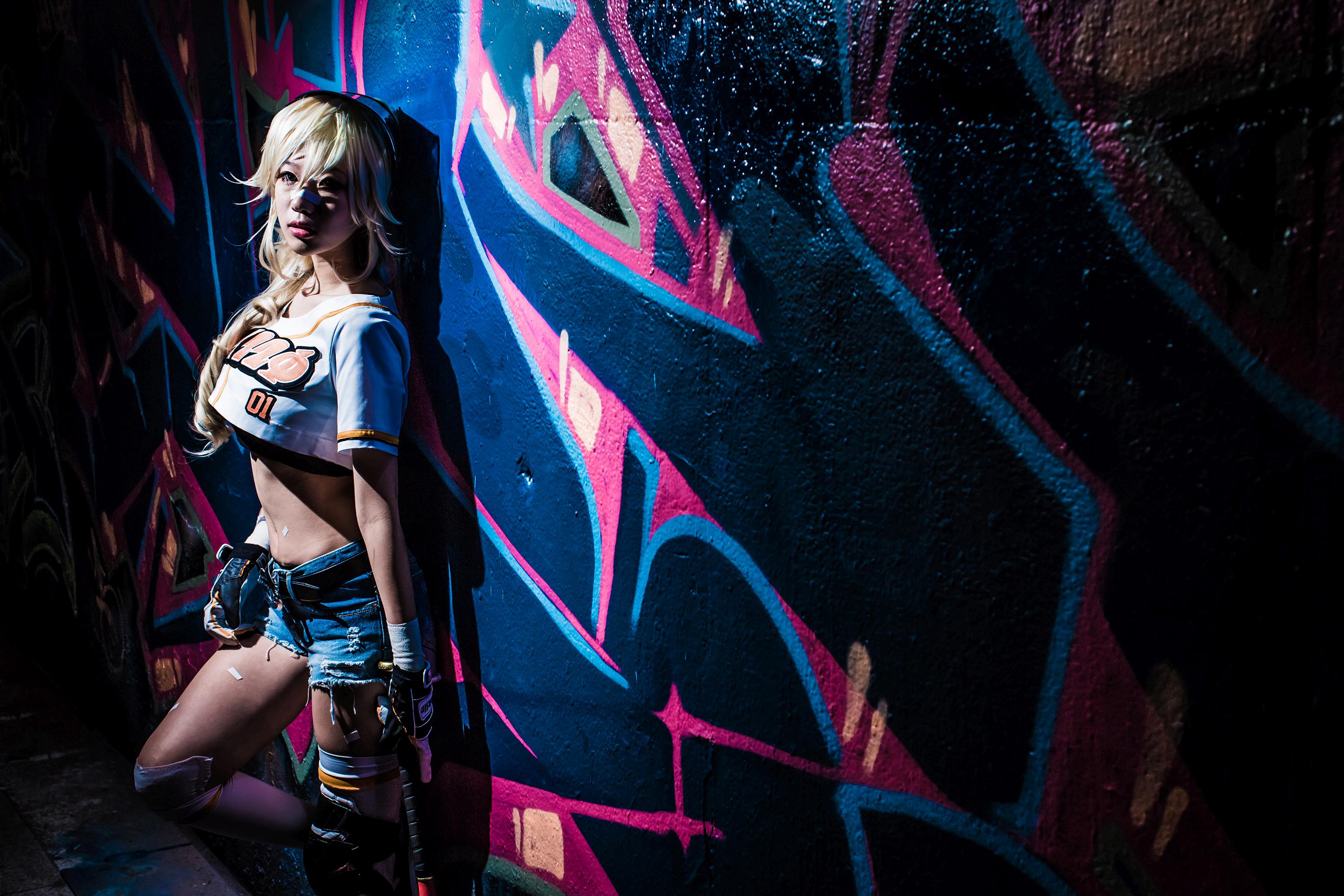 Cosplayer dressed as a character from HeroWarz HD Wallpaper