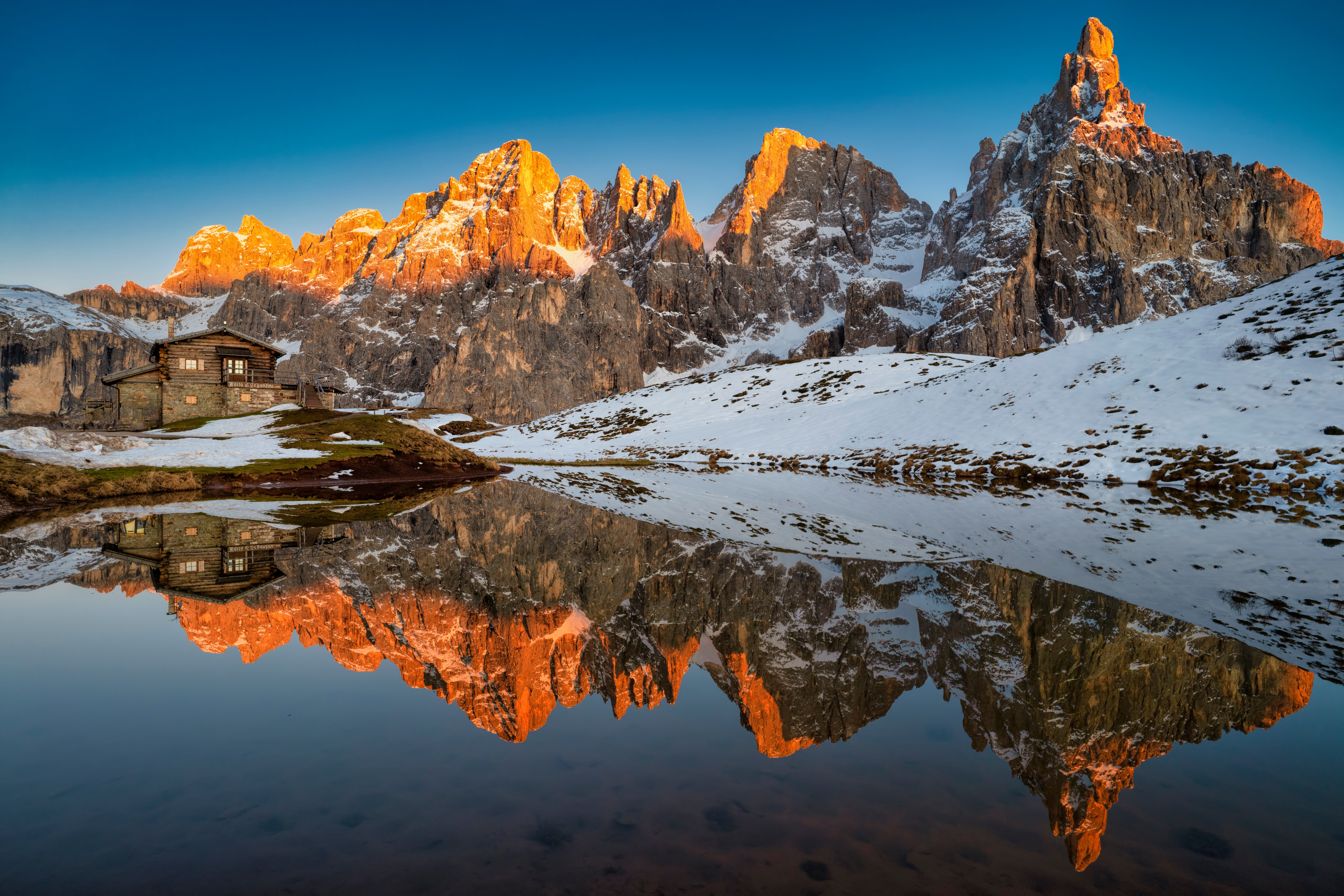 Mountain Reflection with Cabin in Italy 4K HD Wallpaper