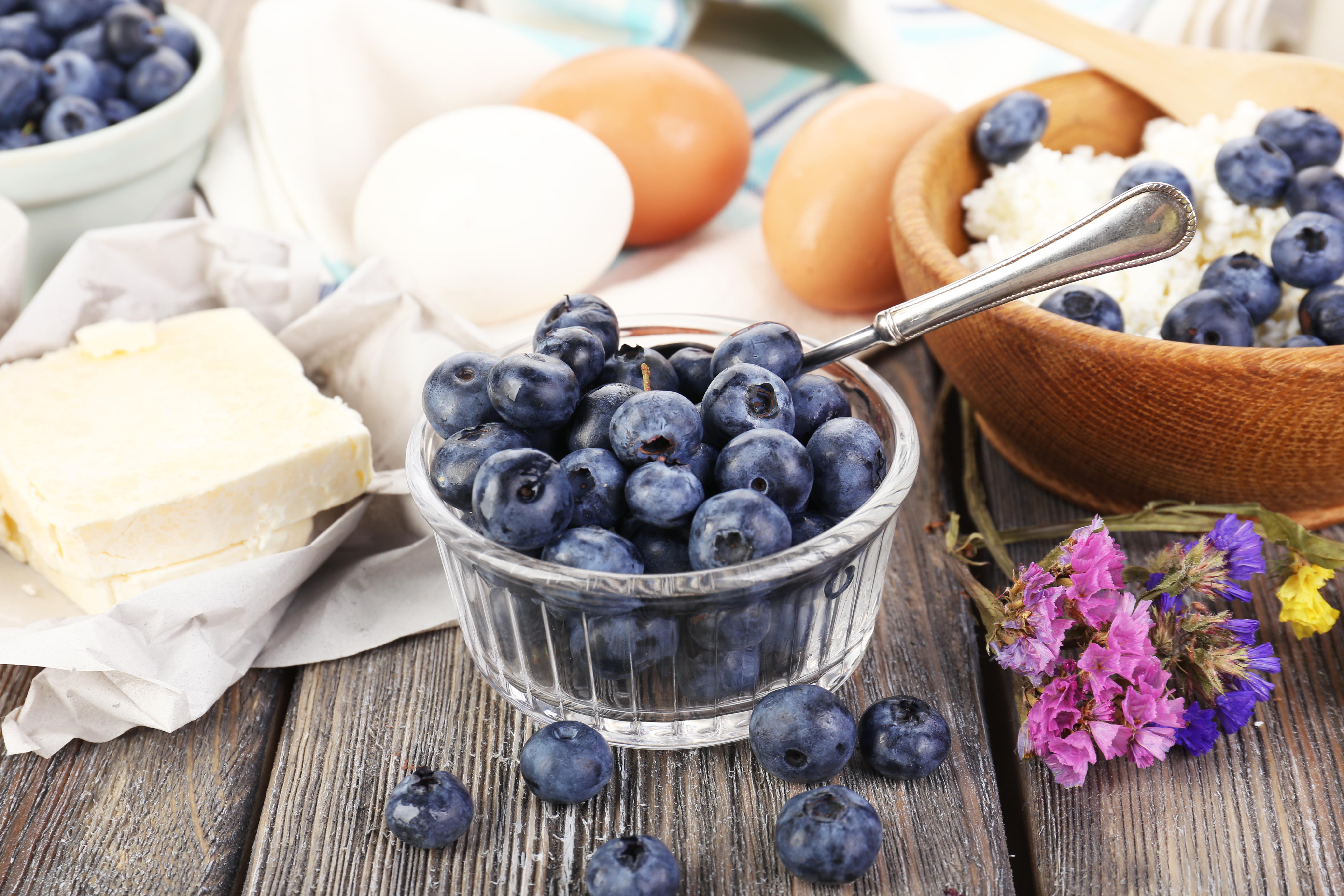 Blueberries, Eggs, Butter, and Cottage Cheese for Breakfast 4K HD Wallpaper