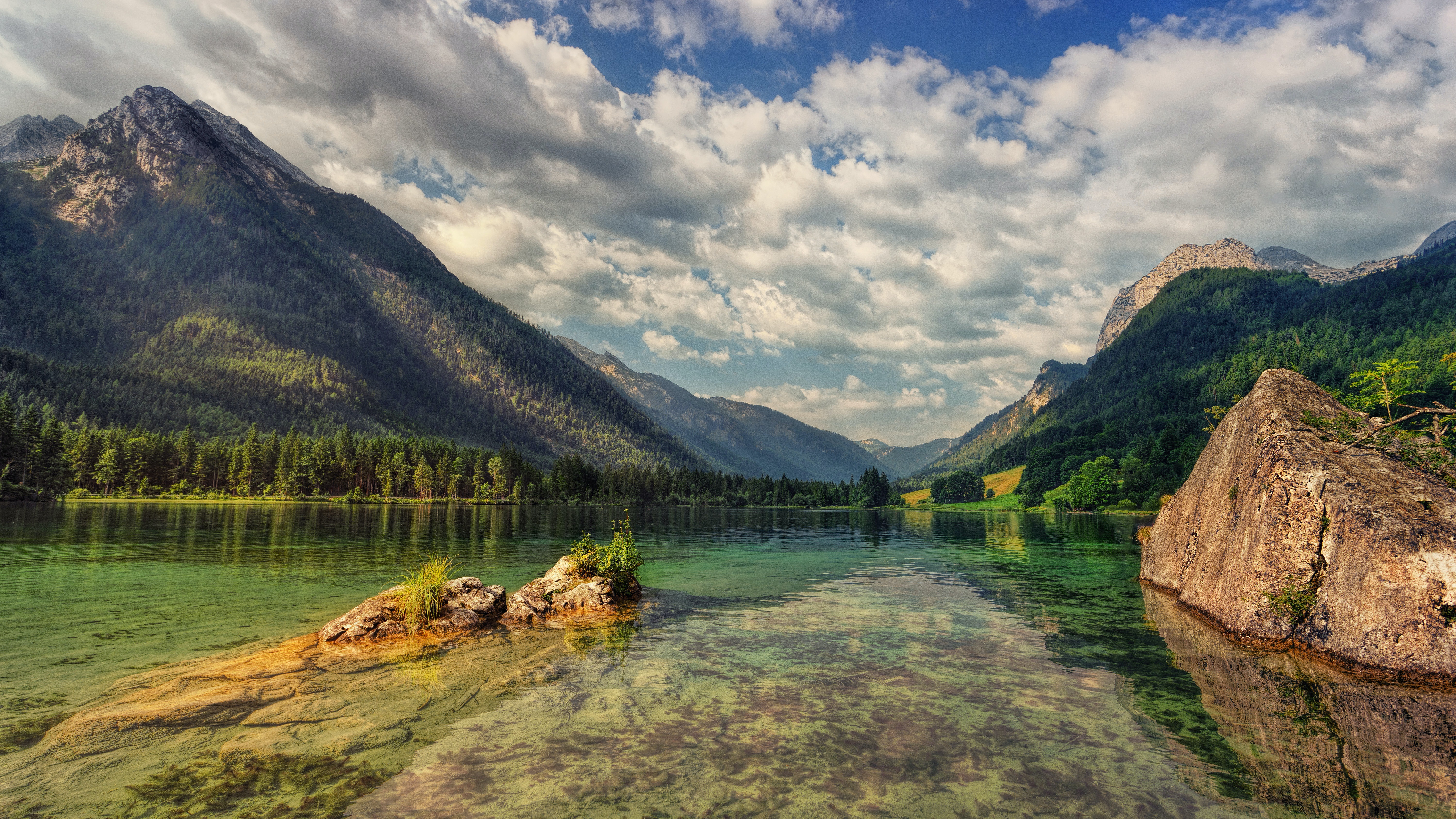 Lake with Mountains and Clouds 4K HD Wallpaper