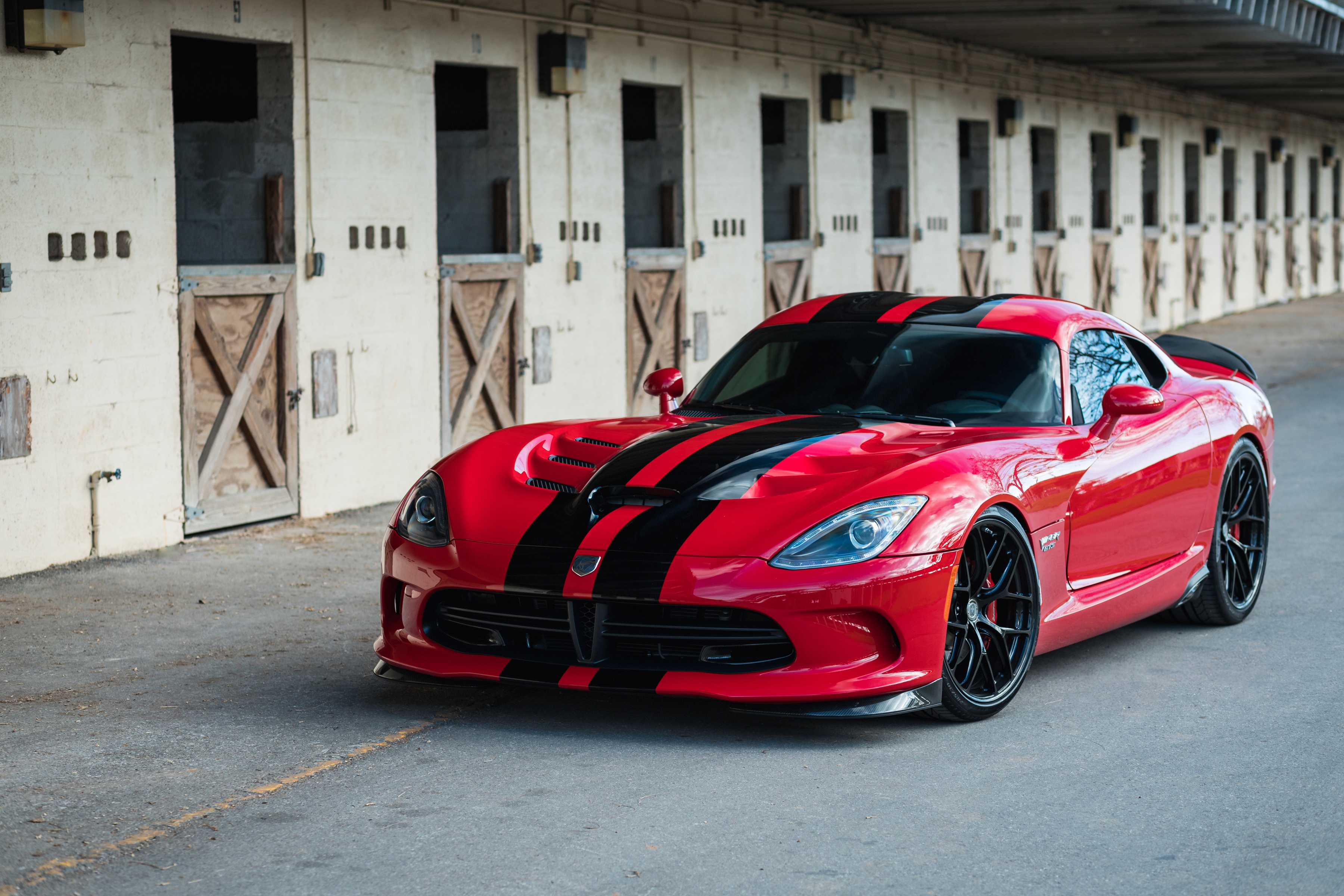 Red Dodge Viper GTS with Black Stripes HD Wallpaper