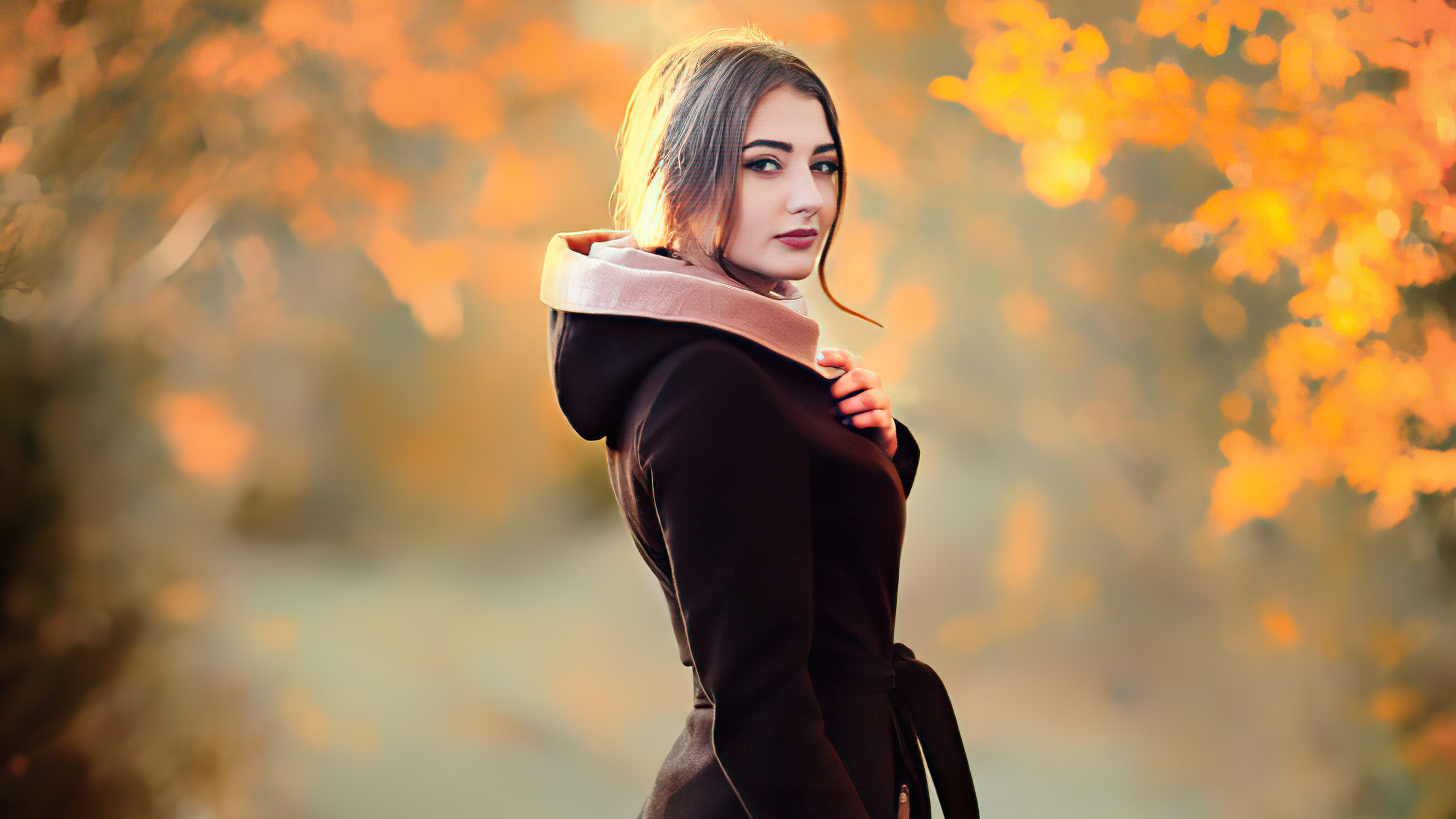 Autumn Portrait of a Girl in HD Wallpaper