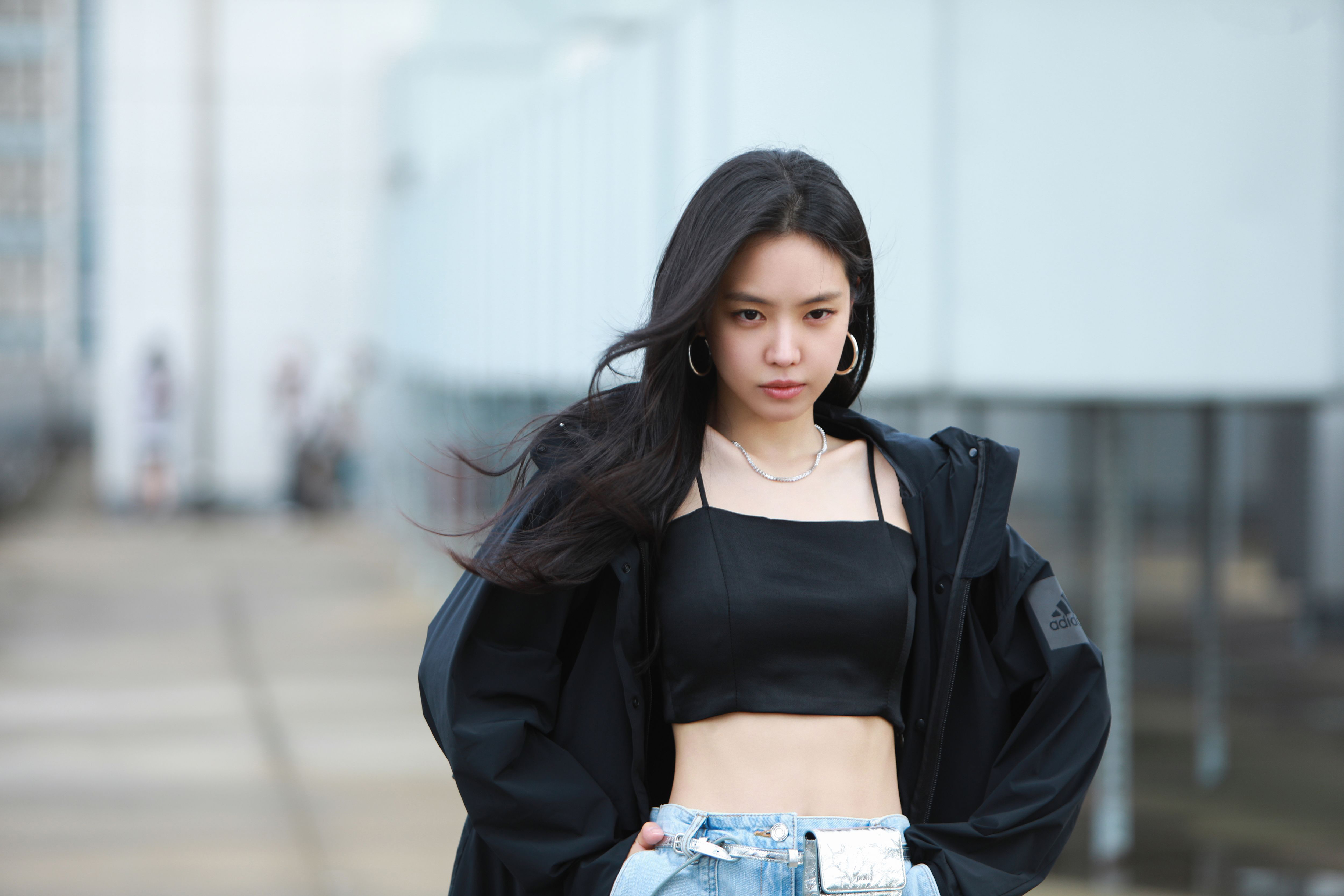 Model in black crop top and jacket HD Wallpaper