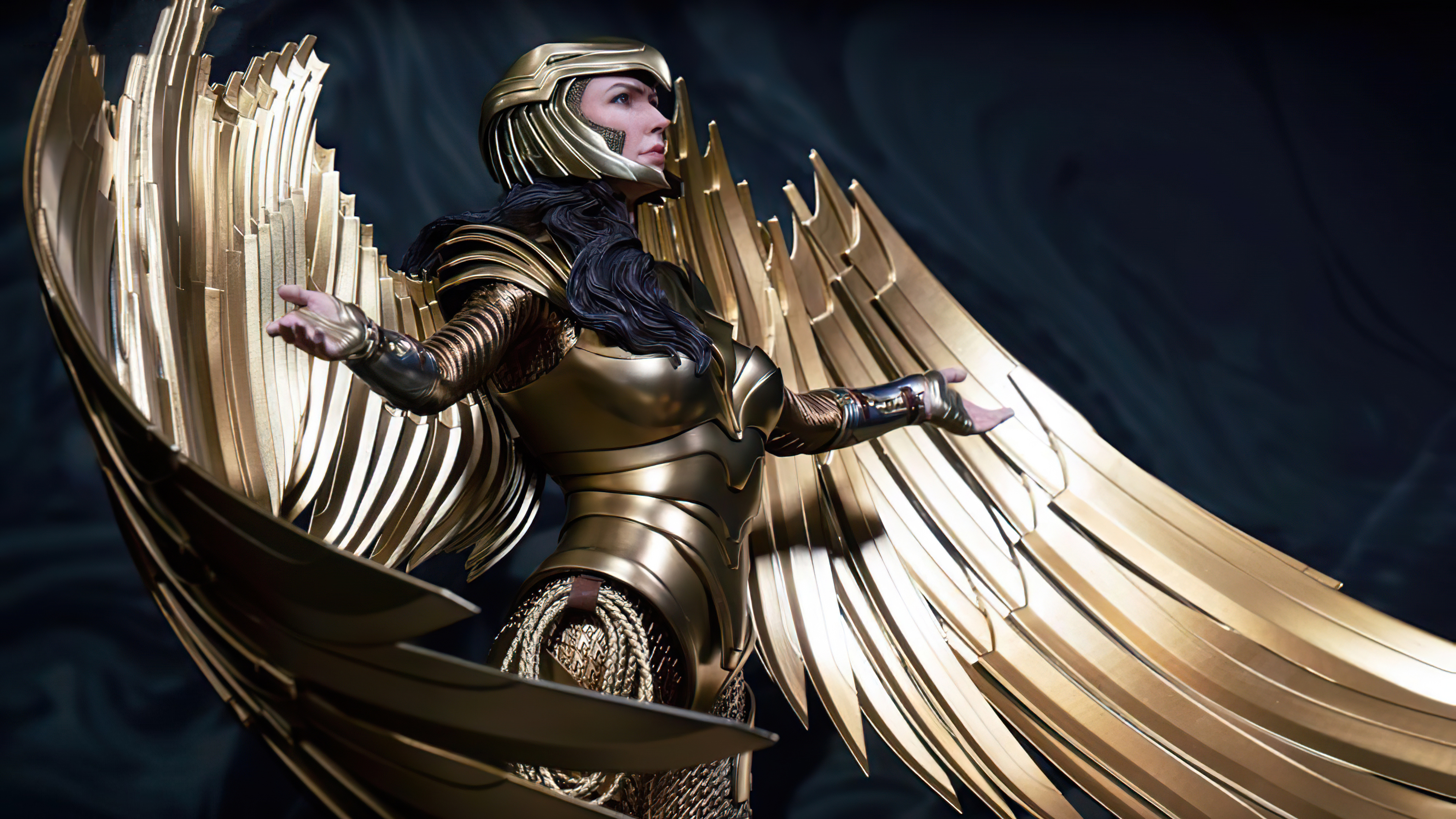 Wonder Woman 1984 in Golden Armor HD Wallpaper