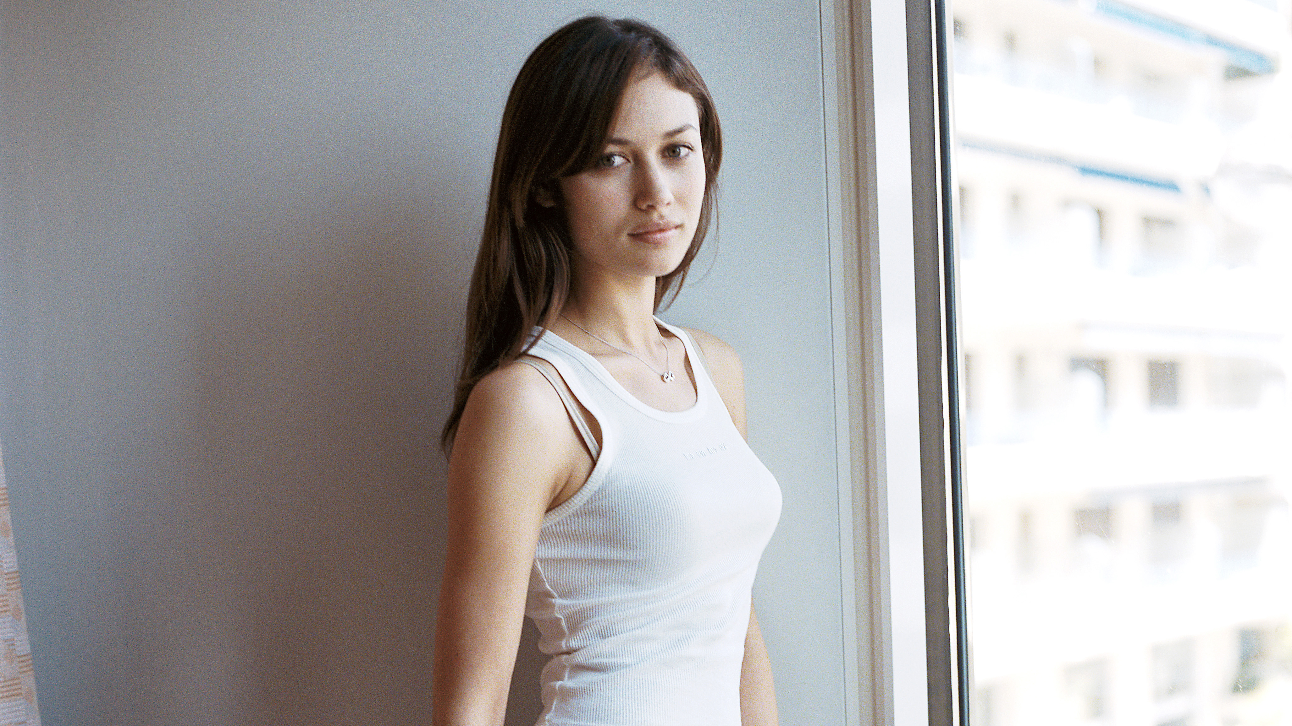 Olga Kurylenko 4K HD Wallpaper