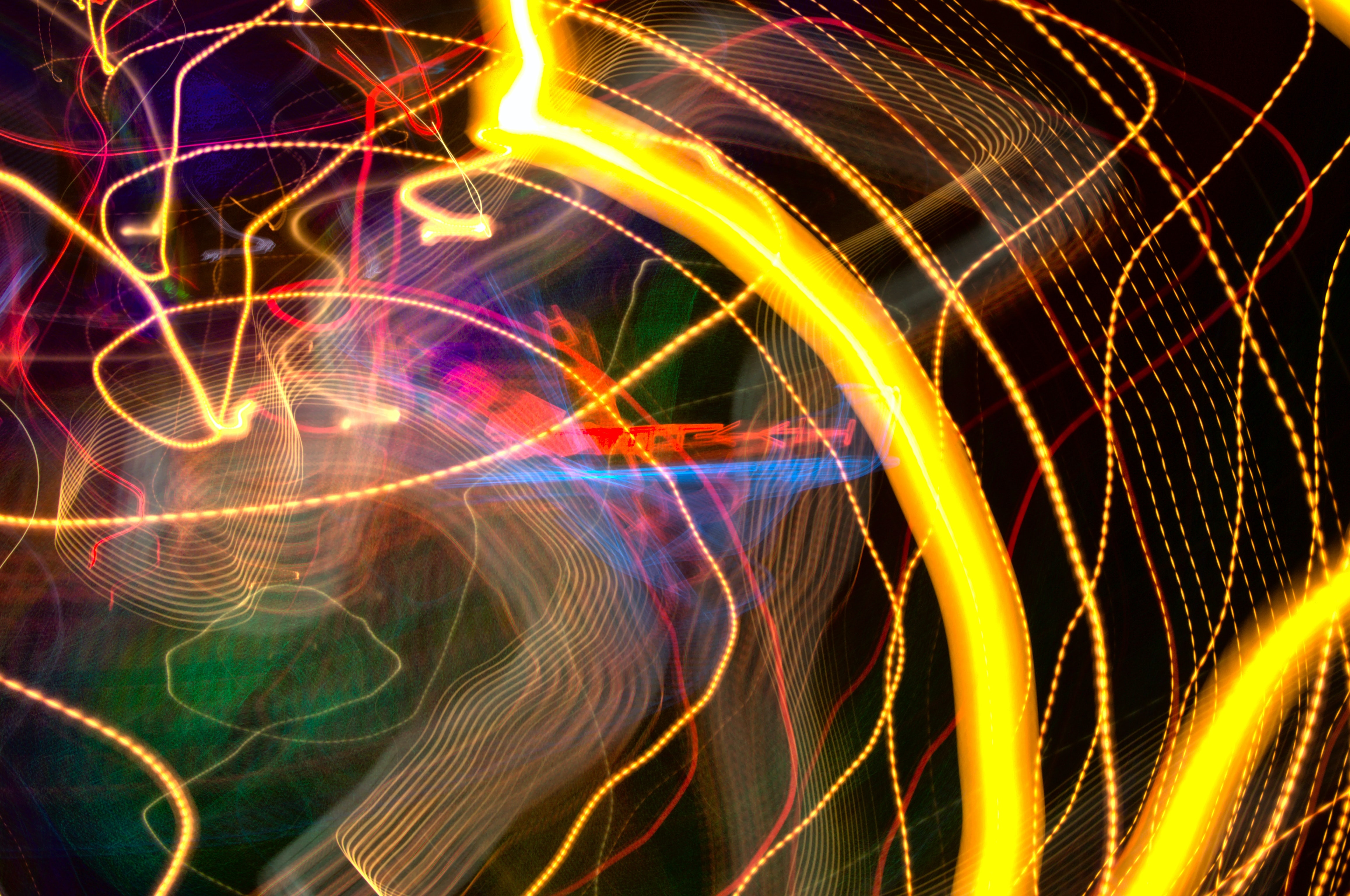 Abstract light trails artwork HD Wallpaper