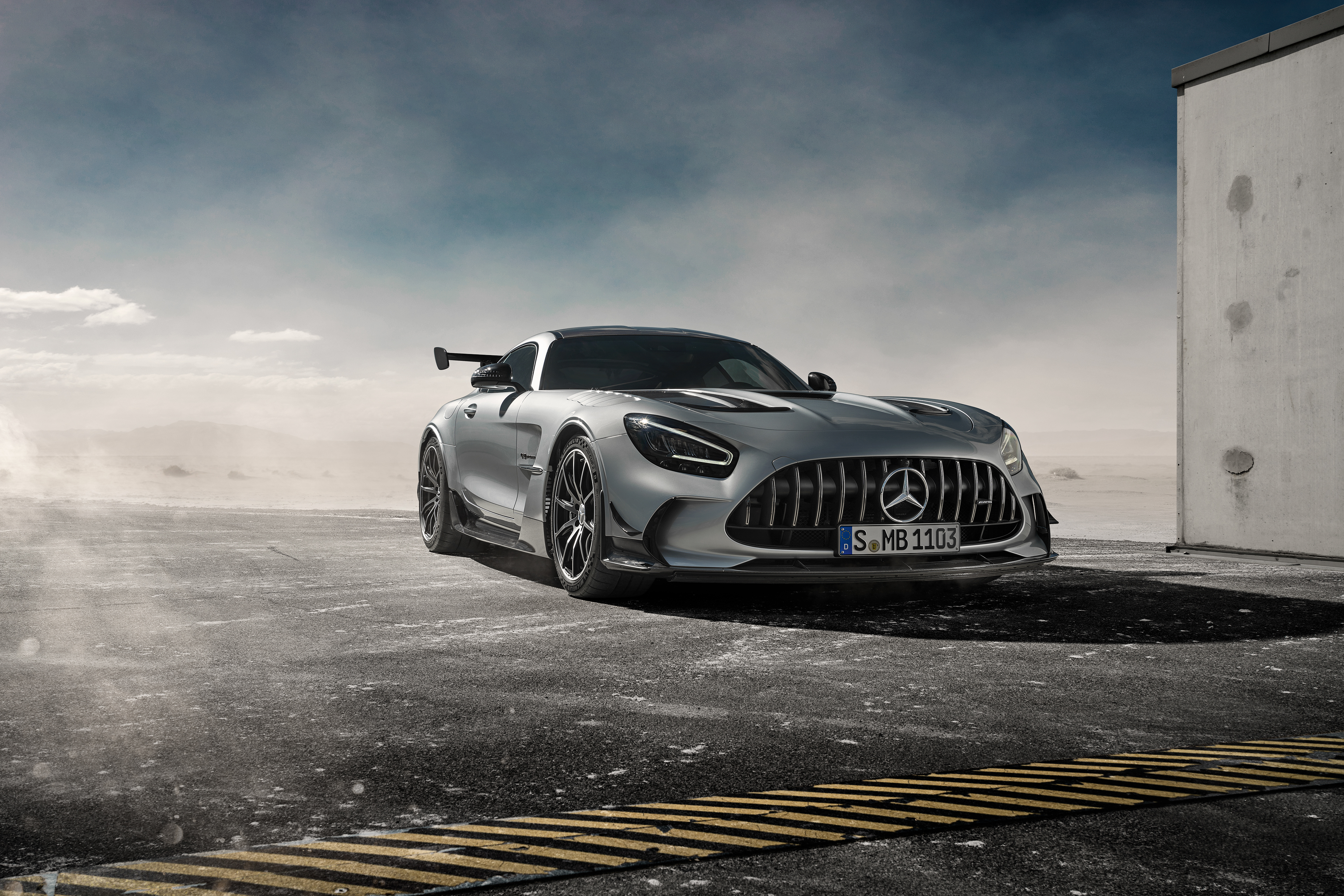 Mercedes-AMG GT R 4K HD Wallpaper