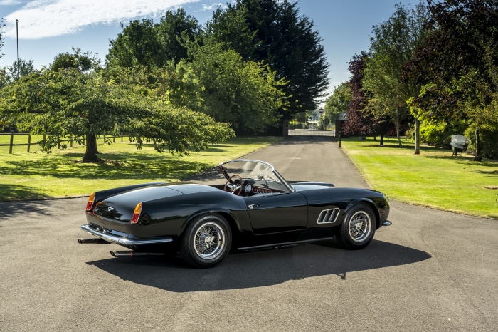 Black Ferrari California Spyder revival by GTO Engineering