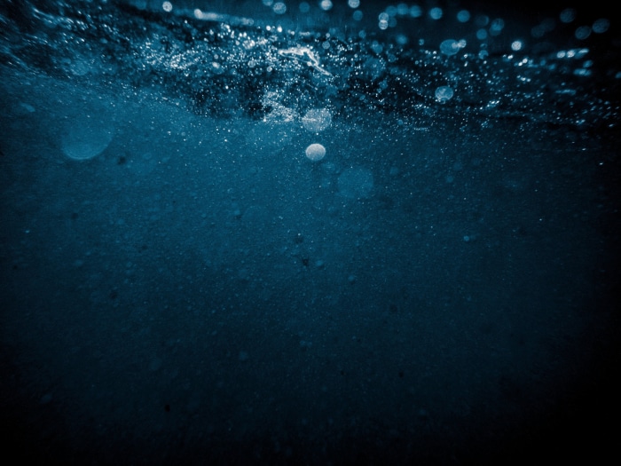 Underwater Bubbles and Light