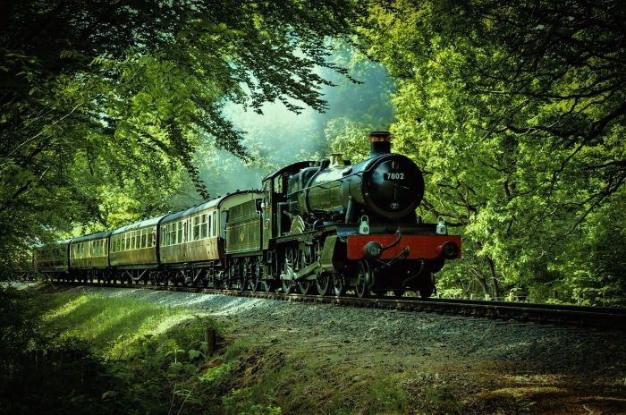 GWR 7802 Bradley Manor steam locomotive