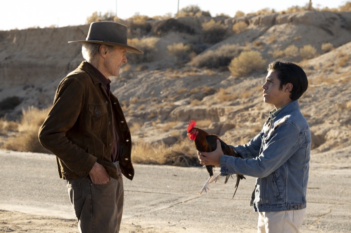 Clint Eastwood and Eduardo Minett with Rooster in Cry Macho 4K