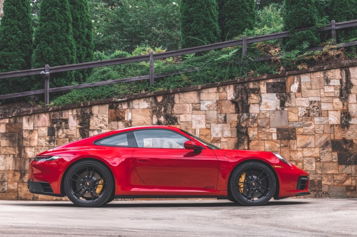 Red Porsche 911 Carrera GTS 992