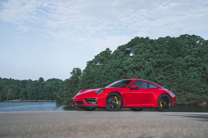 Red Porsche 911 Carrera GTS 4K