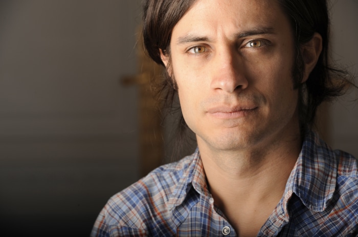 Gael García Bernal in Plaid Shirt 4K