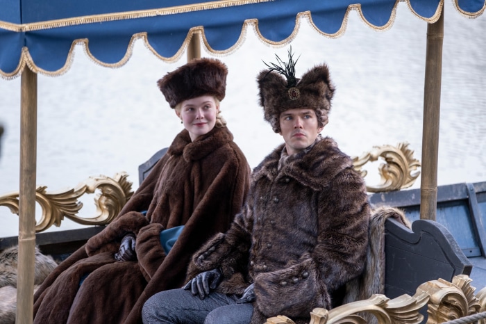 Nicholas Hoult and Elle Fanning in The Great 4K