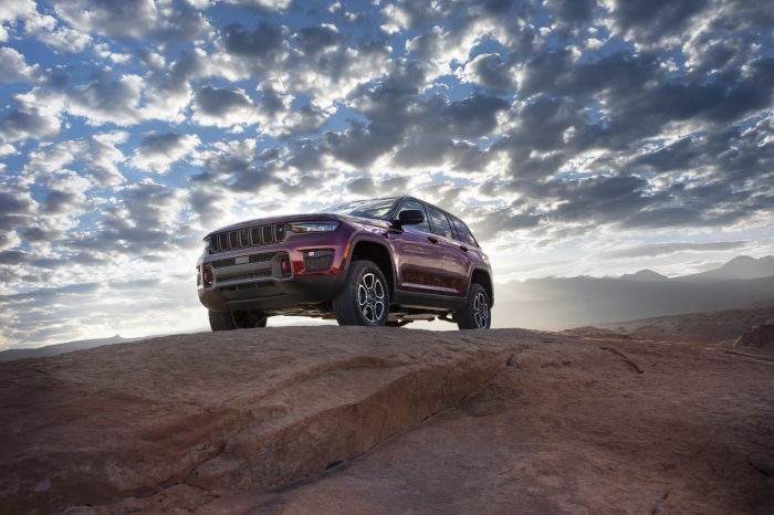 2022 Jeep Grand Cherokee Trailhawk on rocky terrain