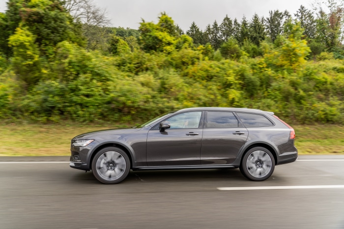 Volvo V90 B6 AWD driving on a road