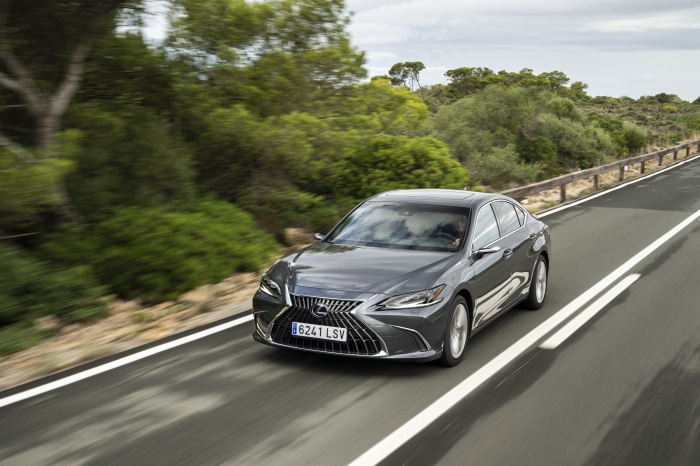 Lexus ES 300H driving on a road