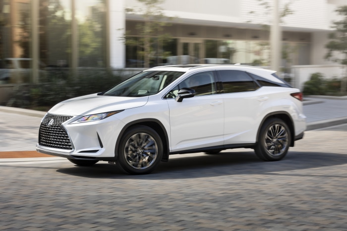 White Lexus RX 350 SUV