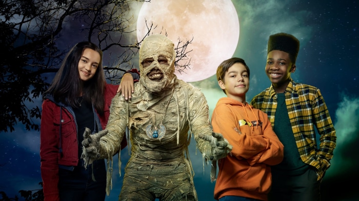 Under Wraps (2021) HD