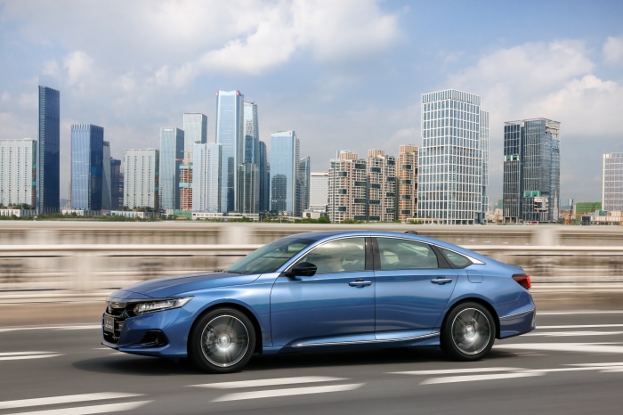 Blue Honda Accord Sport Hybrid 4K