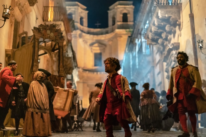 Peter Dinklage in Cyrano 4K