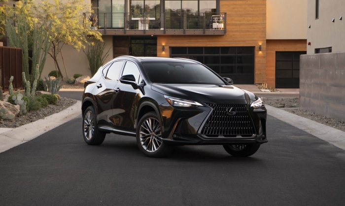 Black Lexus NX 350 AWD 4K