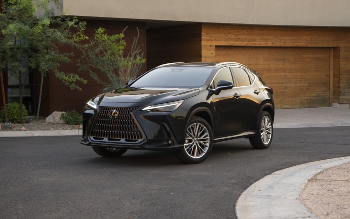 Black Lexus NX 350 AWD 4K