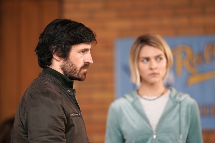 Eoin Macken in La Brea
