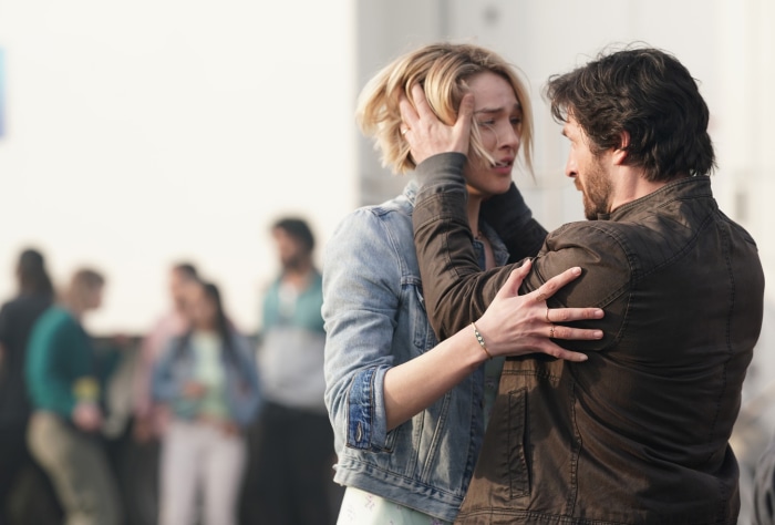 La Brea: Eoin Macken and Zyra Gorecki