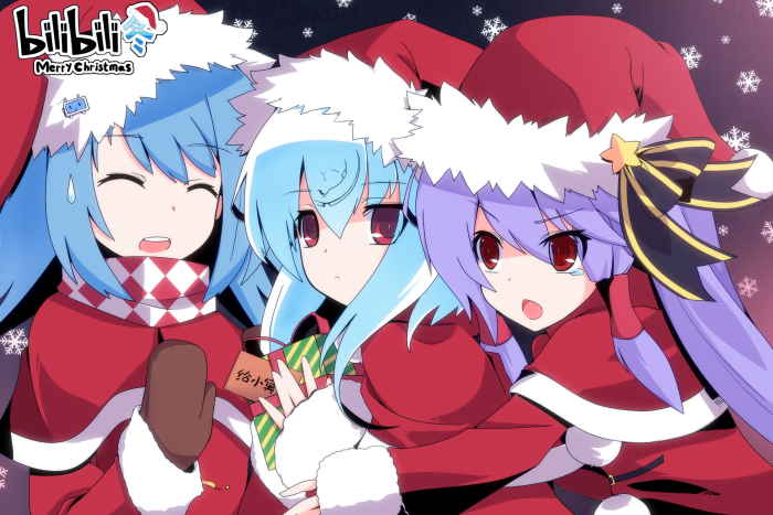 Bilibili Girls 22 and 33 in Christmas Outfits