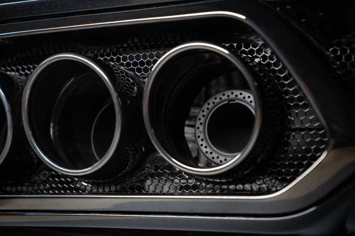 2023 Chevrolet Corvette Z06 Exhaust Pipes