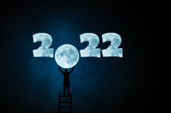New Year 2022 Moon 4K