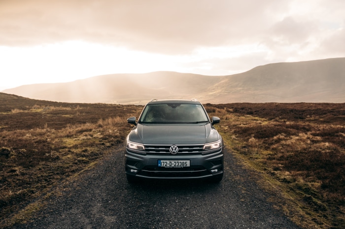 Volkswagen Tiguan Allspace 4K SUV on a dirt road