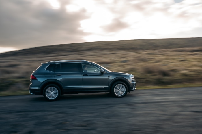 Volkswagen Tiguan Allspace 4K SUV driving on road