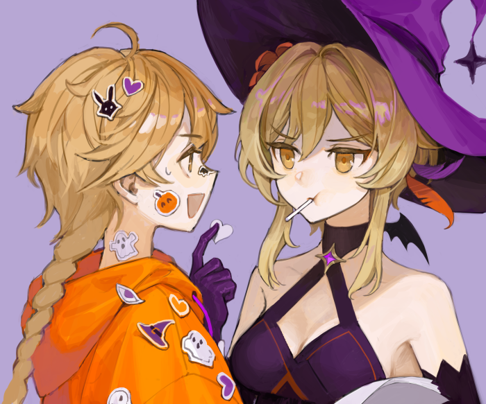 Aether and Lumine from Genshin Impact in Halloween costumes